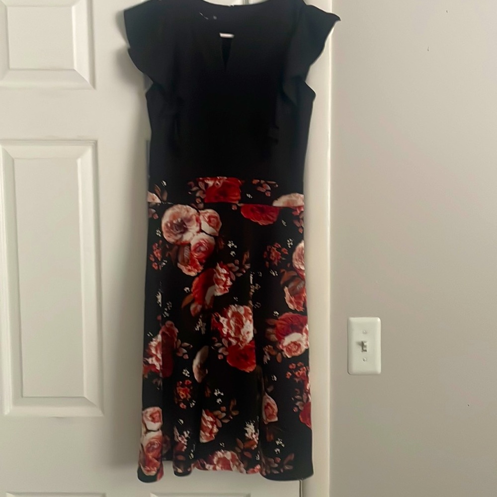 Black and floral fit and flare dress Amazon size M, New w/out tags